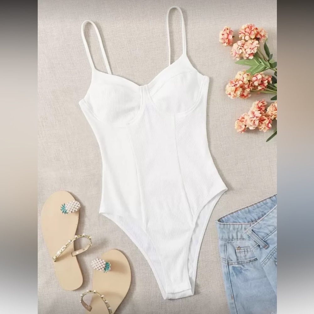 NWOT SHEIN White Ribbed Bodysuit